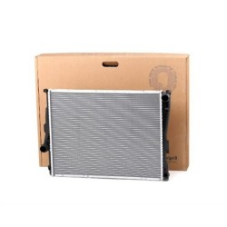 BMW E46 E85 E86 Radiador 17119071517 NISSENS