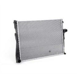 BMW E46 E85 E86 Radiador 17119071517 UNICORE