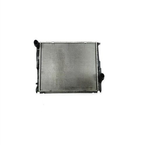 Radiador Bmw E81 E87 E88 E90-E93 E84 E89 X1 Z4 8mk376754011 Cr1084000p 17117788903
